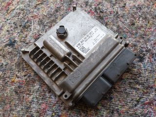 bontott SKODA OCTAVIA III Motorvezérlő