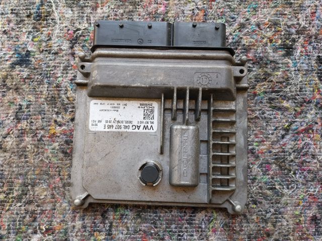 bontott SKODA OCTAVIA III Motorvezérlő