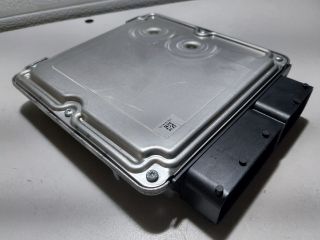 bontott SKODA OCTAVIA III Motorvezérlő