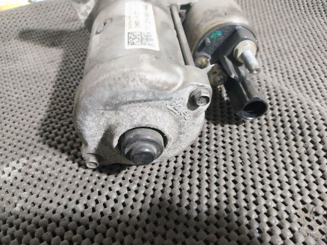 bontott SKODA OCTAVIA III Önindító