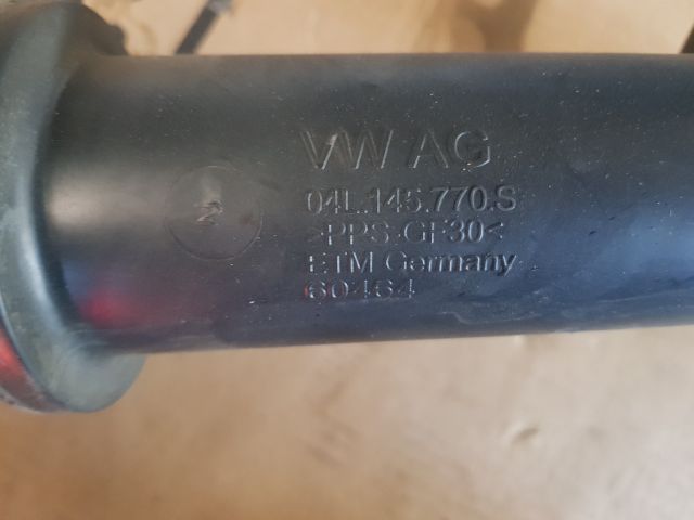 bontott SKODA OCTAVIA III Turbócső