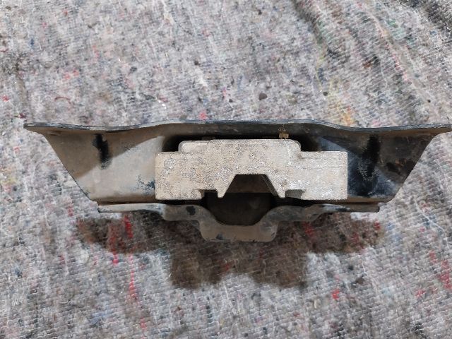 bontott SKODA OCTAVIA III Váltó Tartó Bak (Pozíciófüggetlen)