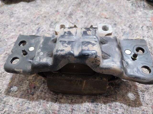 bontott SKODA OCTAVIA III Váltó Tartó Bak (Pozíciófüggetlen)