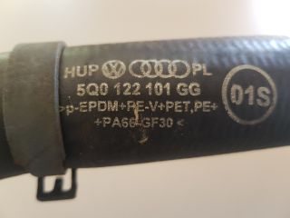 bontott SKODA OCTAVIA III Vízcső