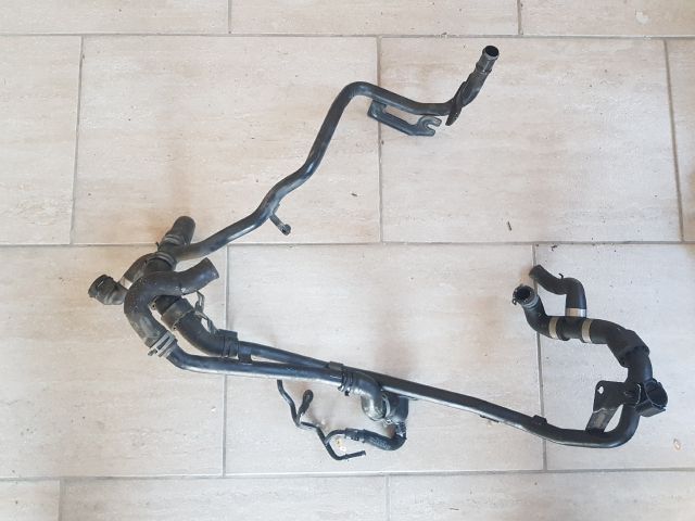 bontott SKODA OCTAVIA III Vízcső