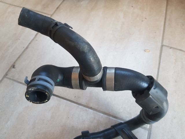 bontott SKODA OCTAVIA III Vízcső