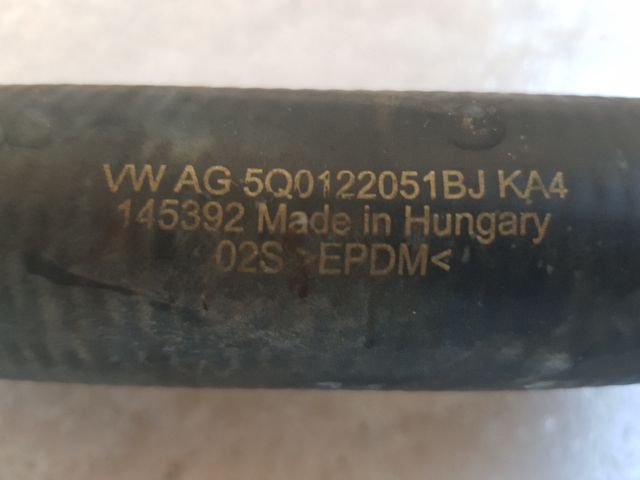 bontott SKODA OCTAVIA III Vízcső