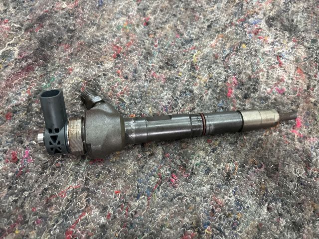 bontott SKODA OCTAVIA III Porlasztó (1 db)