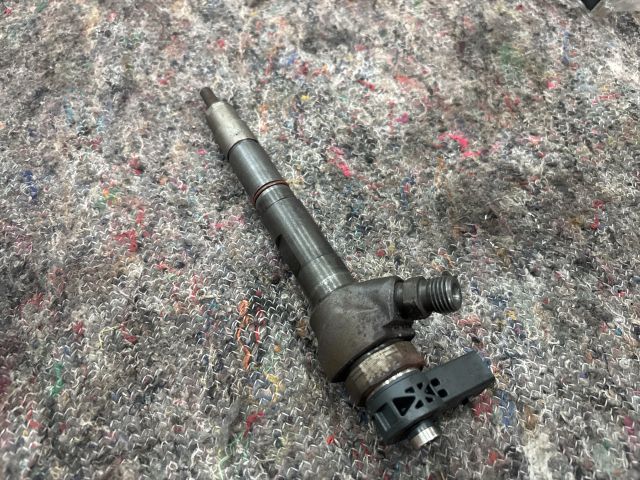 bontott SKODA OCTAVIA III Porlasztó (1 db)