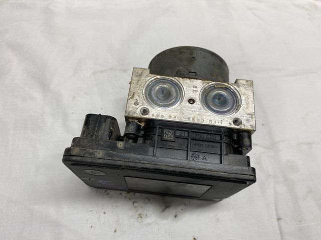 bontott SKODA OCTAVIA III ABS Kocka