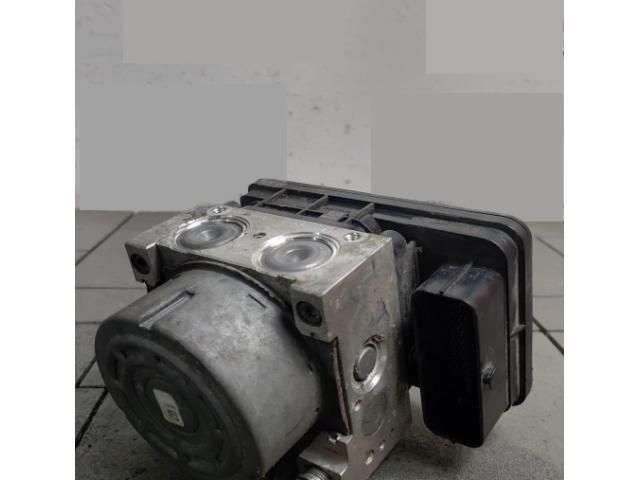 bontott SKODA OCTAVIA III ABS Kocka