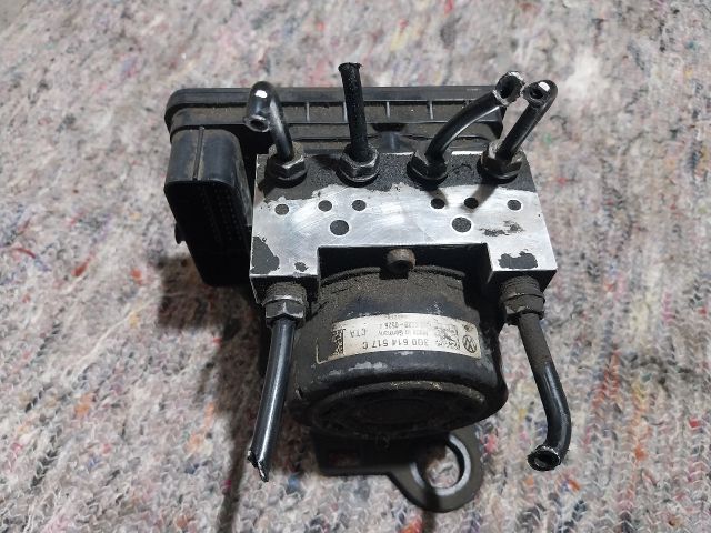 bontott SKODA OCTAVIA III ABS Kocka