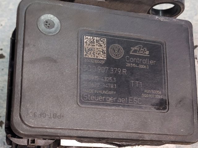 bontott SKODA OCTAVIA III ABS Kocka