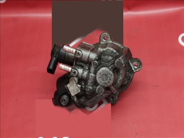 bontott SKODA OCTAVIA III Adagoló