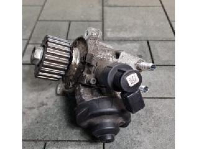 bontott SKODA OCTAVIA III Adagoló