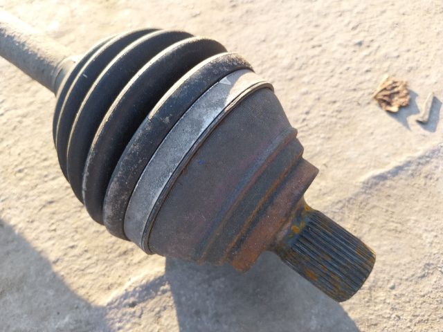 bontott SKODA OCTAVIA III Bal Féltengely