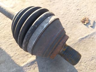 bontott SKODA OCTAVIA III Bal Féltengely