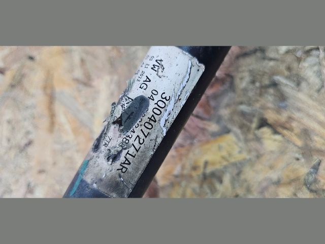 bontott SKODA OCTAVIA III Bal Féltengely