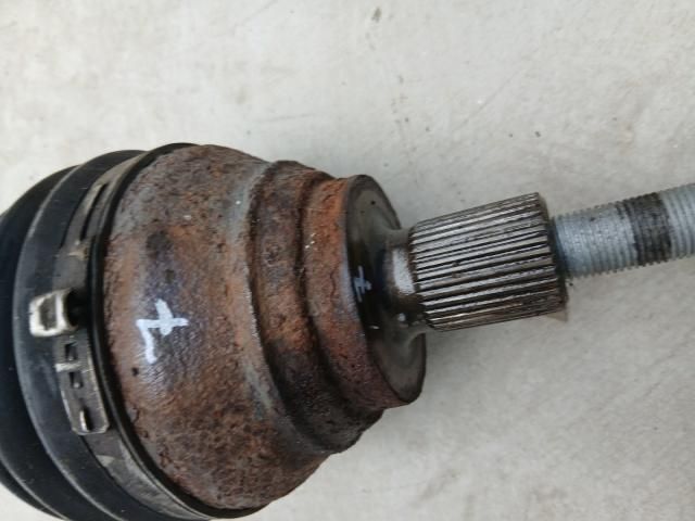 bontott SKODA OCTAVIA III Bal Féltengely