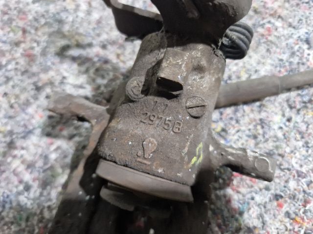 bontott SKODA OCTAVIA III Bal hátsó Féknyereg Munkahengerrel