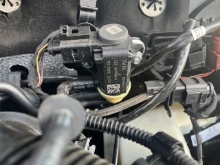 bontott SKODA OCTAVIA III Bal hátsó Lengéscsillapító