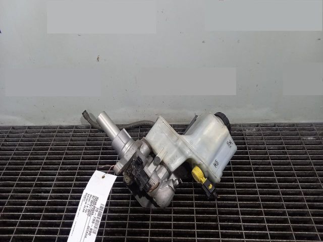 bontott SKODA OCTAVIA III Főfékhenger