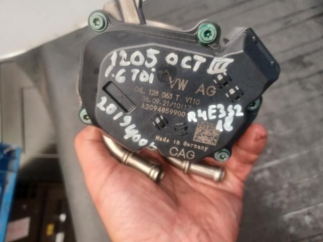 bontott SKODA OCTAVIA III Fojtószelep (Elektromos)