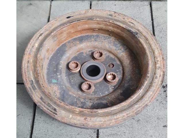 bontott SKODA OCTAVIA III Főtengely Szíjtárcsa