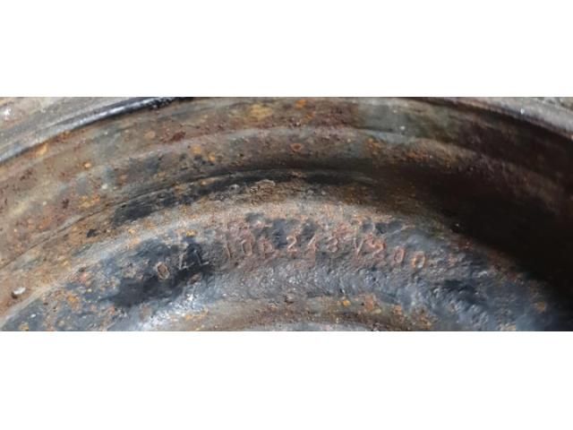 bontott SKODA OCTAVIA III Főtengely Szíjtárcsa