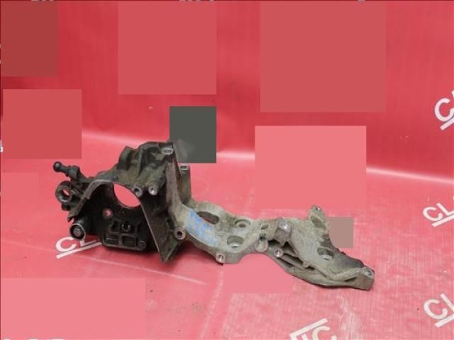 bontott SKODA OCTAVIA III Generátor Tartó Bak