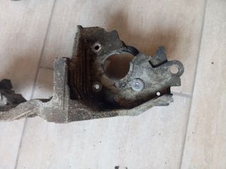 bontott SKODA OCTAVIA III Generátor Tartó Bak