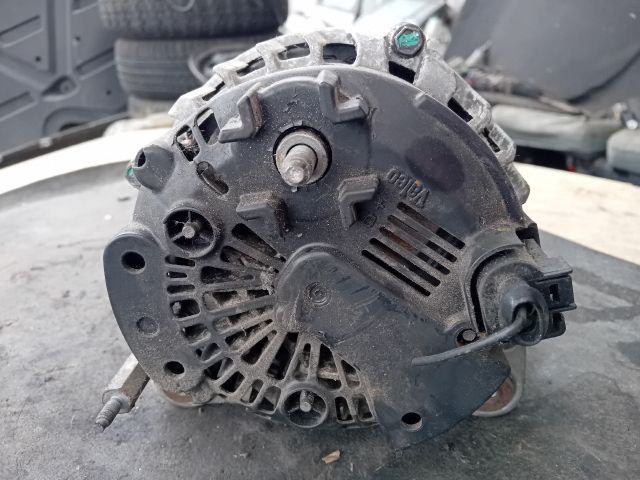 bontott SKODA OCTAVIA III Generátor