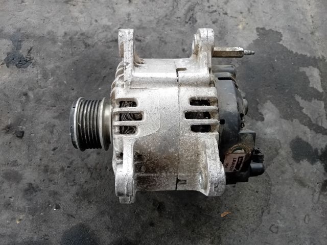 bontott SKODA OCTAVIA III Generátor