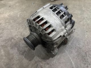 bontott SKODA OCTAVIA III Generátor