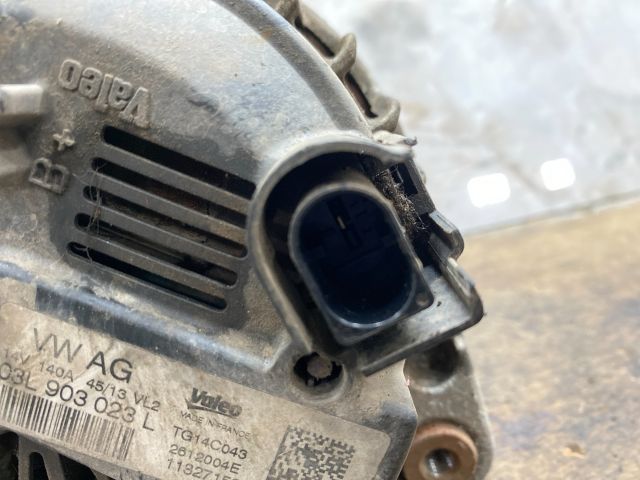 bontott SKODA OCTAVIA III Generátor