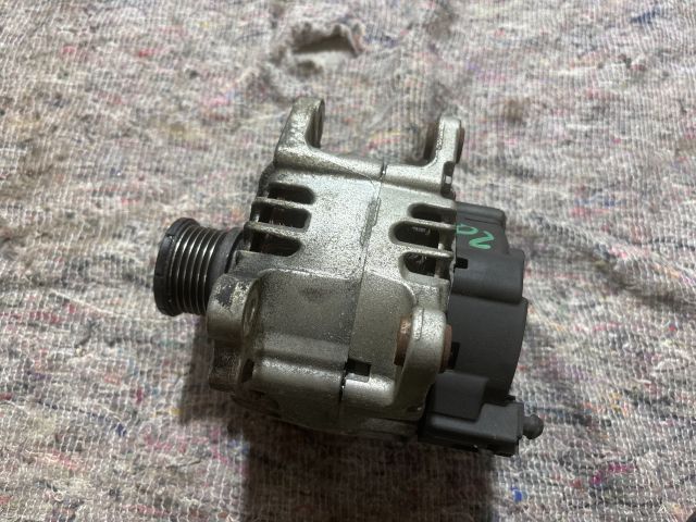 bontott SKODA OCTAVIA III Generátor