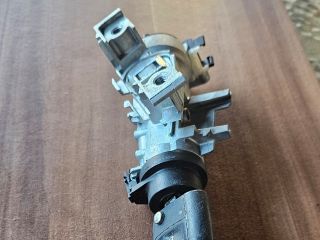 bontott SKODA OCTAVIA III Gyújtáskapcsoló Házzal