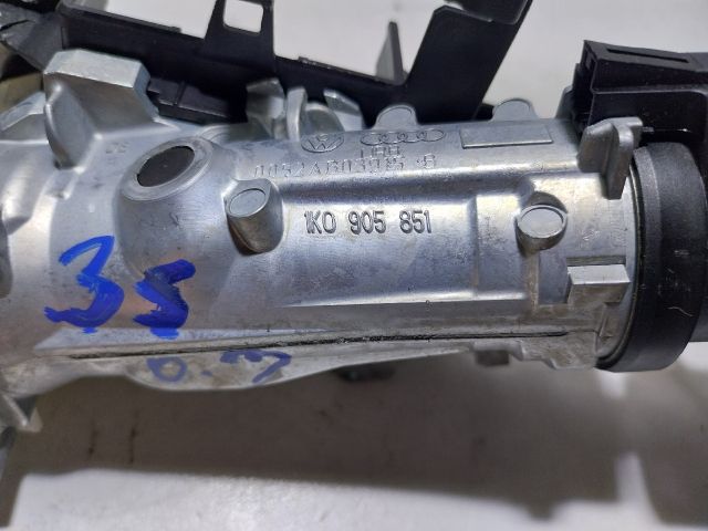 bontott SKODA OCTAVIA III Gyújtáskapcsoló Házzal