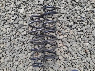 bontott SKODA OCTAVIA III Hátsó Rugó