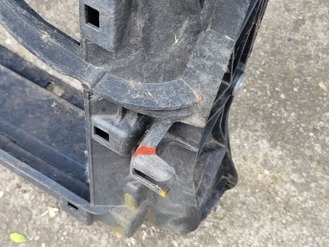 bontott SKODA OCTAVIA III Homlokfal (Üres lemez)