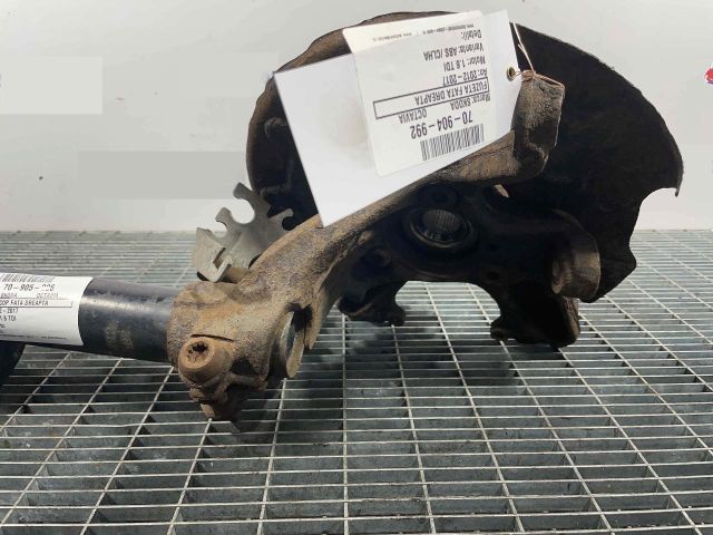 bontott SKODA OCTAVIA III Jobb első Csonkállvány