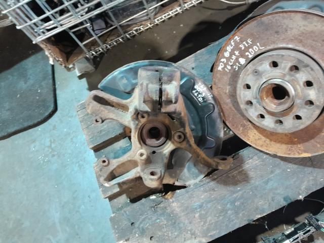 bontott SKODA OCTAVIA III Jobb első Csonkállvány