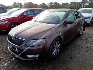 bontott SKODA OCTAVIA III Jobb első Lengőkar