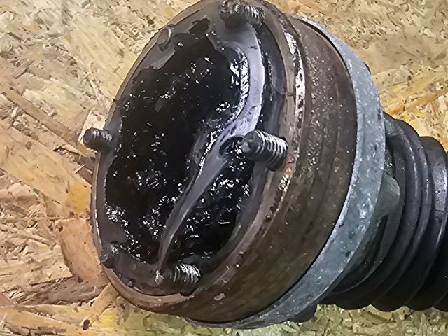 bontott SKODA OCTAVIA III Jobb Féltengely