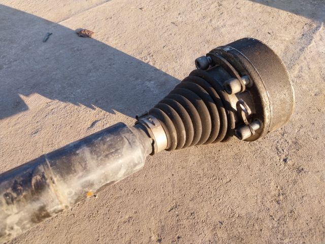 bontott SKODA OCTAVIA III Jobb Féltengely