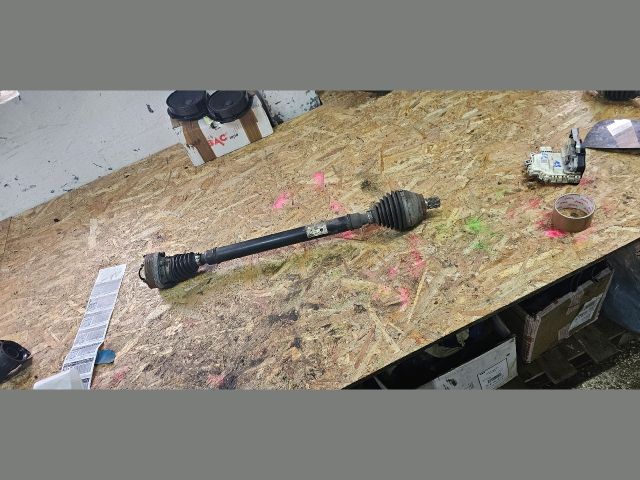 bontott SKODA OCTAVIA III Jobb Féltengely