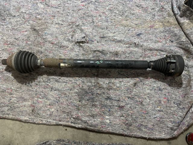 bontott SKODA OCTAVIA III Jobb Féltengely