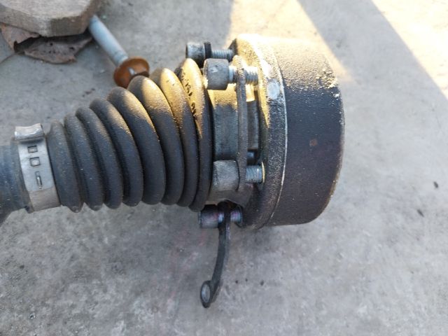 bontott SKODA OCTAVIA III Jobb Féltengely