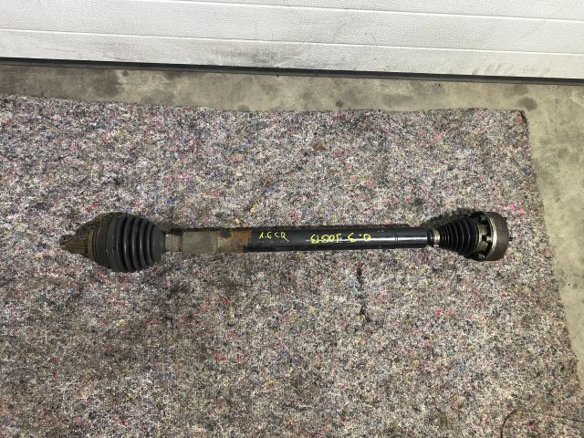 bontott SKODA OCTAVIA III Jobb Féltengely