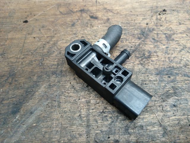 bontott SKODA OCTAVIA III Kipufogó Nyomásérzékelő